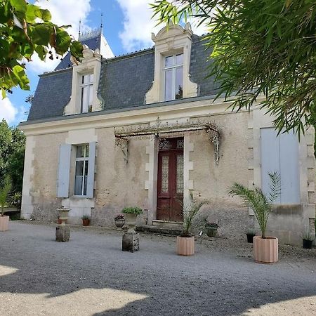 La Grelauderie 8 Apartment Saintes Exterior photo